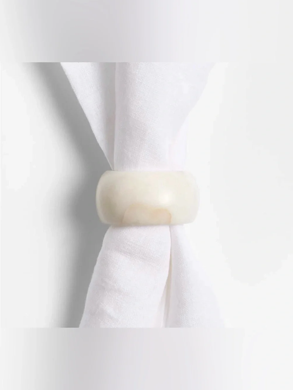 Crate & Barrel Rosette Marble Napkin Rings ( Set of 6 )